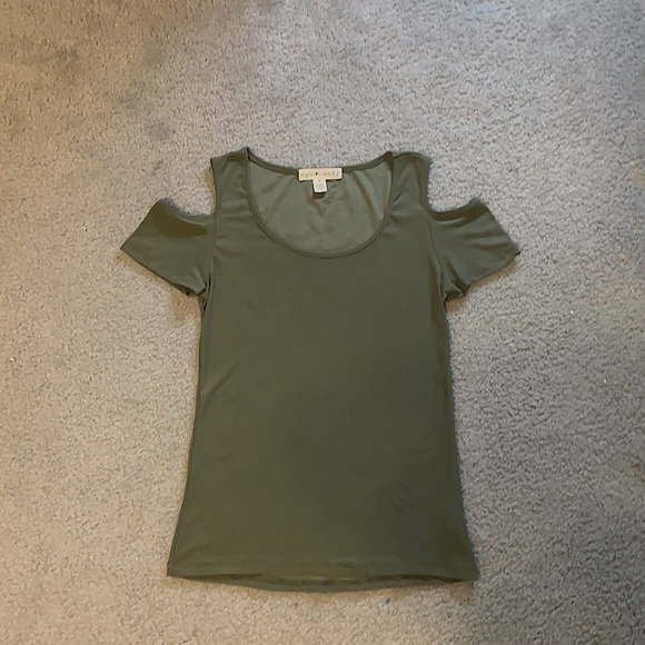 Olive Green Cold Shoulder Top! - Picture 1 of 1
